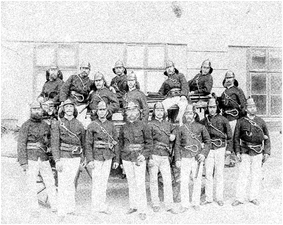 Erstes Gruppenfoto der Feuerwehr vöslau